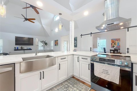 Casa en venta en Crystal River, Florida, 4 dormitorios, 248.7 m2 № 2234789 - foto 22