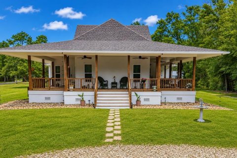 Casa en venta en Crystal River, Florida, 4 dormitorios, 248.7 m2 № 2234789 - foto 2