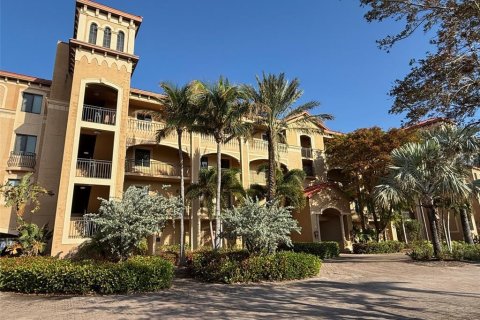 Copropriété à louer à Punta Gorda, Floride: 3 chambres, 217.21 m2 № 1420799 - photo 3