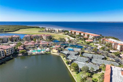 Copropriété à louer à Punta Gorda, Floride: 3 chambres, 217.21 m2 № 1420799 - photo 4