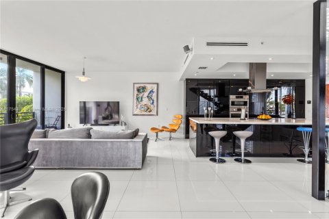 Adosado en venta en Bay Harbor Islands, Florida, 4 dormitorios, 245.35 m2 № 1706806 - foto 7