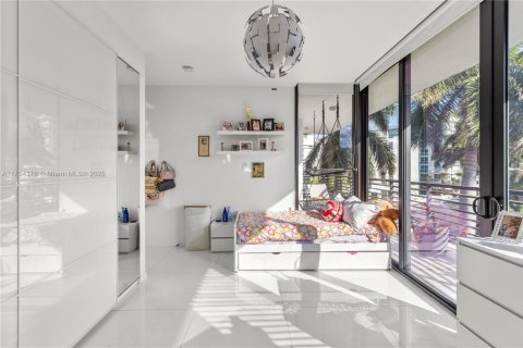 Adosado en venta en Bay Harbor Islands, Florida, 4 dormitorios, 245.35 m2 № 1706806 - foto 20