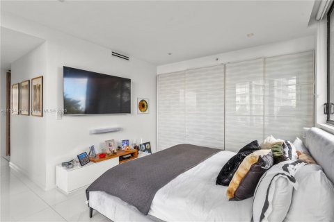 Adosado en venta en Bay Harbor Islands, Florida, 4 dormitorios, 245.35 m2 № 1706806 - foto 24