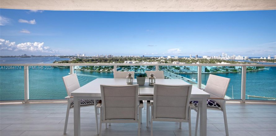 Condo à North Bay Village, Floride, 2 chambres № 2352974