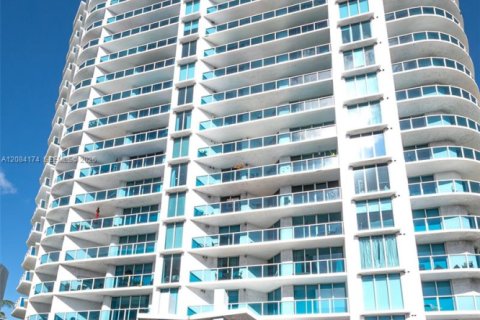 Copropriété à vendre à North Bay Village, Floride: 2 chambres, 136.57 m2 № 2352974 - photo 11