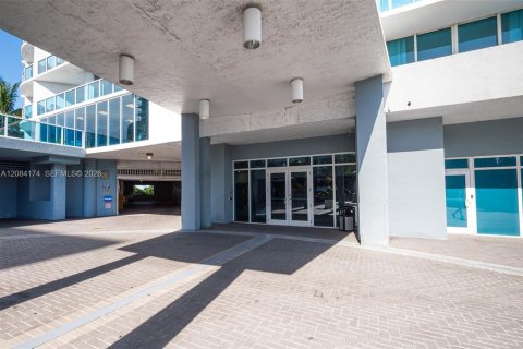 Copropriété à vendre à North Bay Village, Floride: 2 chambres, 136.57 m2 № 2352974 - photo 13