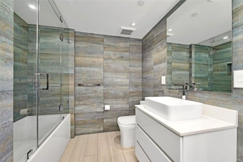 Copropriété à vendre à North Bay Village, Floride: 2 chambres, 136.57 m2 № 2352974 - photo 27