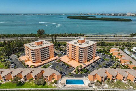 Copropriété à vendre à Saint Petersburg, Floride: 2 chambres, 105.91 m2 № 1636136 - photo 29