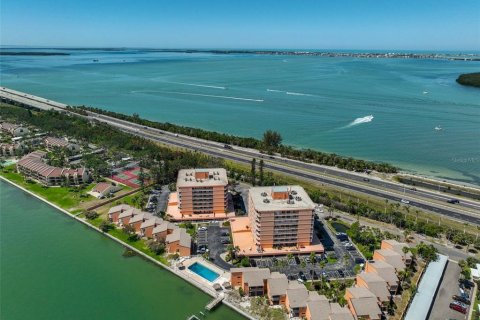 Copropriété à vendre à Saint Petersburg, Floride: 2 chambres, 105.91 m2 № 1636136 - photo 3