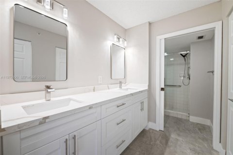 Copropriété à vendre à Tamarac, Floride: 2 chambres, 139.35 m2 № 2038315 - photo 18