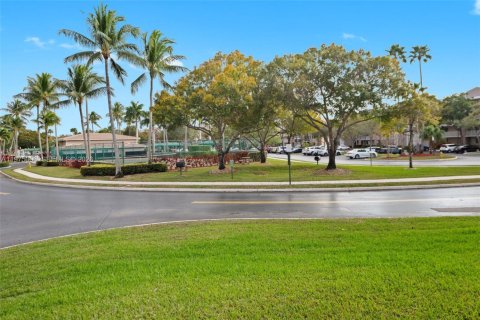 Copropriété à vendre à Tamarac, Floride: 2 chambres, 139.35 m2 № 2038315 - photo 30