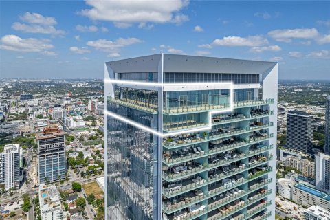 Condo in Miami, Florida, 5 bedrooms  № 1790548 - photo 10