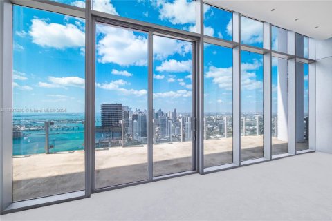 Condo in Miami, Florida, 5 bedrooms  № 1790548 - photo 5