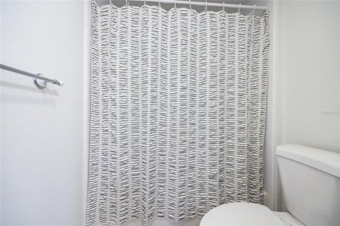 Condominio en venta en Gainesville, Florida, 2 dormitorios, 101.08 m2 № 1744728 - foto 30