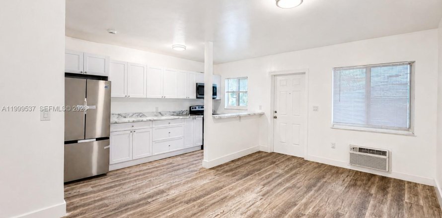 Appartement à Miami, Floride 1 chambre, 58.06 m2 № 2256356