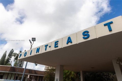 Condominio en venta en Aventura, Florida, 1 dormitorio, 72.46 m2 № 1863587 - foto 19