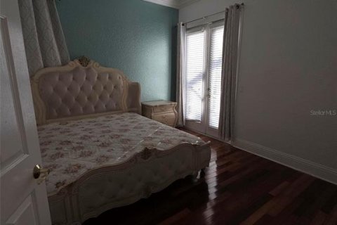 Villa ou maison à louer à Orlando, Floride: 4 chambres, 288.28 m2 № 2136618 - photo 16