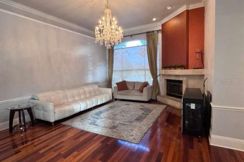 Villa ou maison à louer à Orlando, Floride: 4 chambres, 288.28 m2 № 2136618 - photo 5