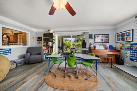 Casa en venta en Plant City, Florida, 3 dormitorios, 178.65 m2 № 1909697 - foto 12