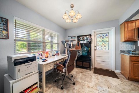 Casa en venta en Plant City, Florida, 3 dormitorios, 178.65 m2 № 1909697 - foto 8