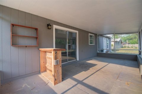House in Gainesville, Florida 3 bedrooms, 139.82 sq.m. № 2233204 - photo 6