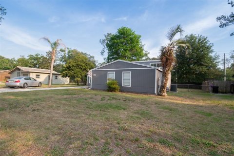 House in Gainesville, Florida 3 bedrooms, 139.82 sq.m. № 2233204 - photo 27