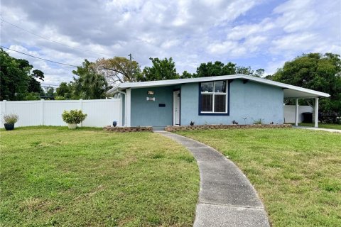 Casa en Saint Petersburg, Florida 3 dormitorios, 94.76 m2 № 2122643