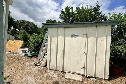 House in Saint Petersburg, Florida 3 bedrooms, 94.76 sq.m. № 2122643 - photo 17