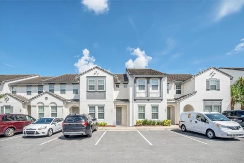 Townhouse in Davenport, Florida 4 bedrooms, 194.54 sq.m. № 2205229