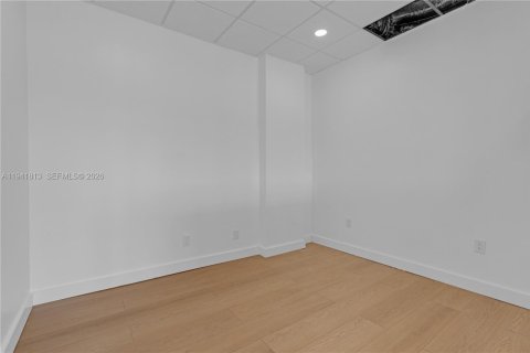 Immobilier commercial à vendre à North Miami, Floride № 2059744 - photo 9