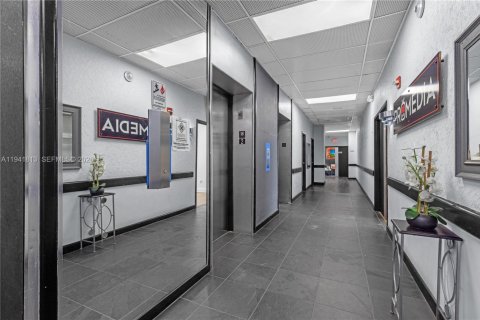 Immobilier commercial à vendre à North Miami, Floride № 2059744 - photo 20