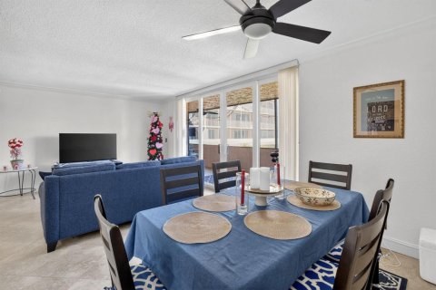 Condominio en venta en Pompano Beach, Florida, 1 dormitorio, 85.47 m2 № 2188016 - foto 20