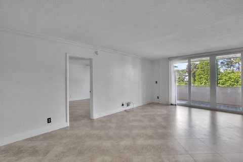 Condominio en venta en Pompano Beach, Florida, 1 dormitorio, 85.47 m2 № 2188016 - foto 9