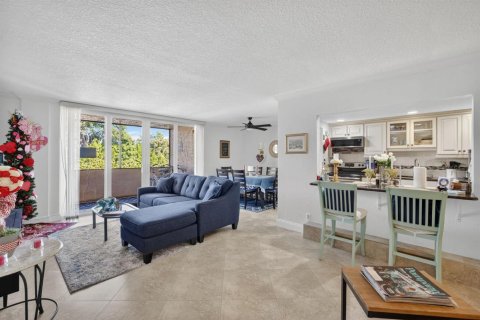 Condominio en venta en Pompano Beach, Florida, 1 dormitorio, 85.47 m2 № 2188016 - foto 13