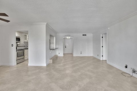 Condominio en venta en Pompano Beach, Florida, 1 dormitorio, 85.47 m2 № 2188016 - foto 22