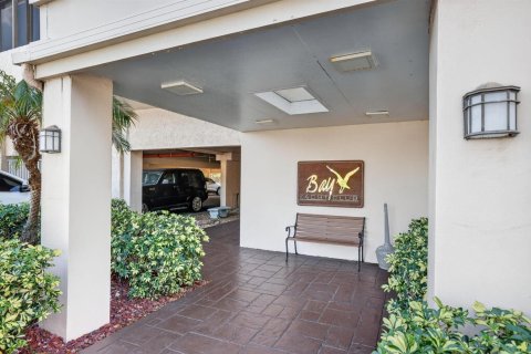 Condominio en venta en Pompano Beach, Florida, 1 dormitorio, 85.47 m2 № 2188016 - foto 4