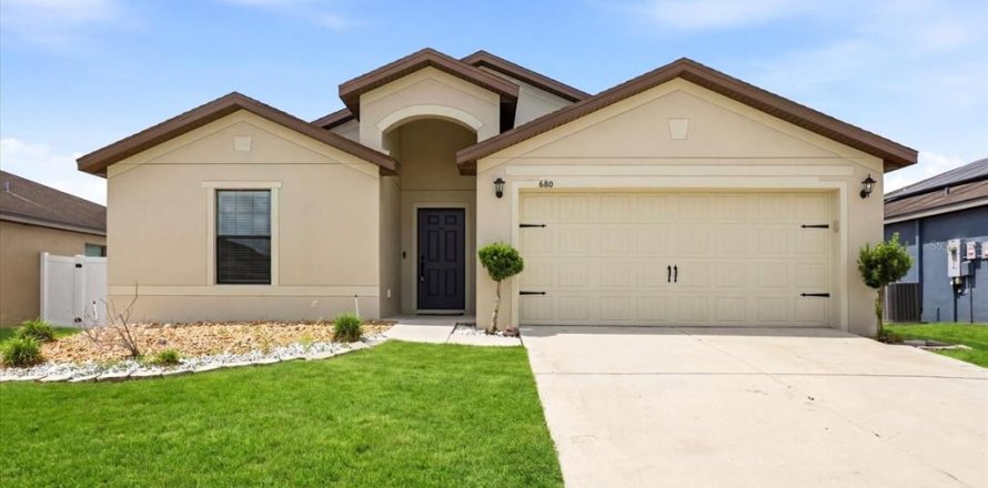Villa ou maison à Haines City, Floride 3 chambres, 150.13 m2 № 2234818