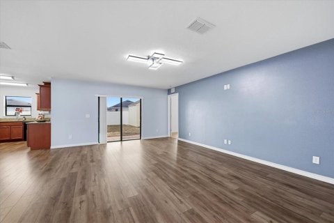 Villa ou maison à vendre à Haines City, Floride: 3 chambres, 150.13 m2 № 2234818 - photo 9