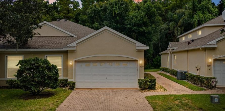 Casa en New Port Richey, Florida 2 dormitorios, 128.58 m2 № 2215386