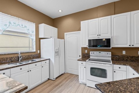 Casa en venta en New Port Richey, Florida, 2 dormitorios, 128.58 m2 № 2215386 - foto 14