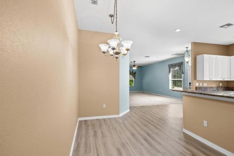 Casa en venta en New Port Richey, Florida, 2 dormitorios, 128.58 m2 № 2215386 - foto 23