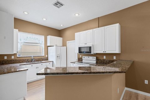 Casa en venta en New Port Richey, Florida, 2 dormitorios, 128.58 m2 № 2215386 - foto 15