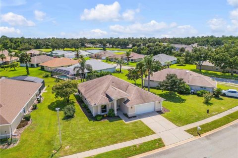 Villa ou maison à vendre à New Smyrna Beach, Floride: 3 chambres, 175.59 m2 № 2305109 - photo 7