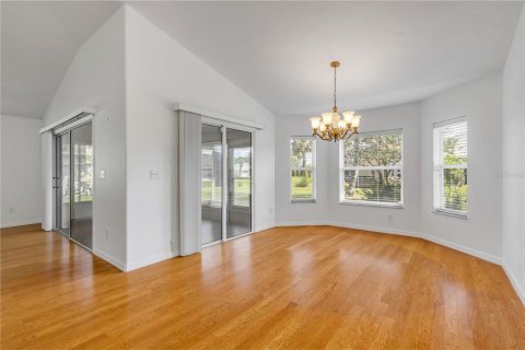 Villa ou maison à vendre à New Smyrna Beach, Floride: 3 chambres, 175.59 m2 № 2305109 - photo 27