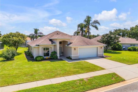 Villa ou maison à vendre à New Smyrna Beach, Floride: 3 chambres, 175.59 m2 № 2305109 - photo 8