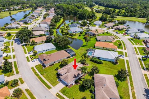 Villa ou maison à vendre à New Smyrna Beach, Floride: 3 chambres, 175.59 m2 № 2305109 - photo 5