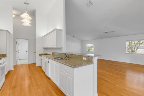 Villa ou maison à vendre à New Smyrna Beach, Floride: 3 chambres, 175.59 m2 № 2305109 - photo 30