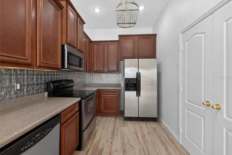 Copropriété à louer à Orlando, Floride: 2 chambres, 111.48 m2 № 2114977 - photo 11