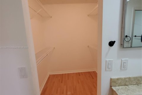 Villa ou maison à vendre à Weston, Floride: 3 chambres, 149.67 m2 № 1830305 - photo 25