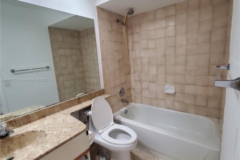 Villa ou maison à vendre à Weston, Floride: 3 chambres, 149.67 m2 № 1830305 - photo 18